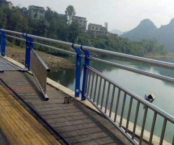 不銹鋼復合管廠家直銷